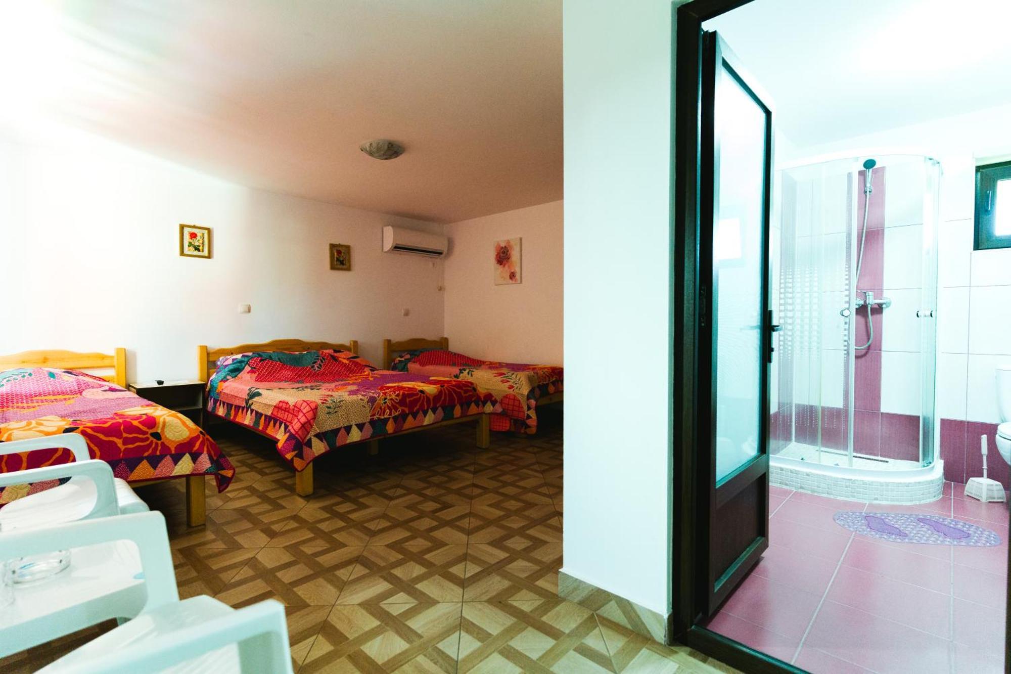 Casa Leahu Hotel Costinesti Exterior photo