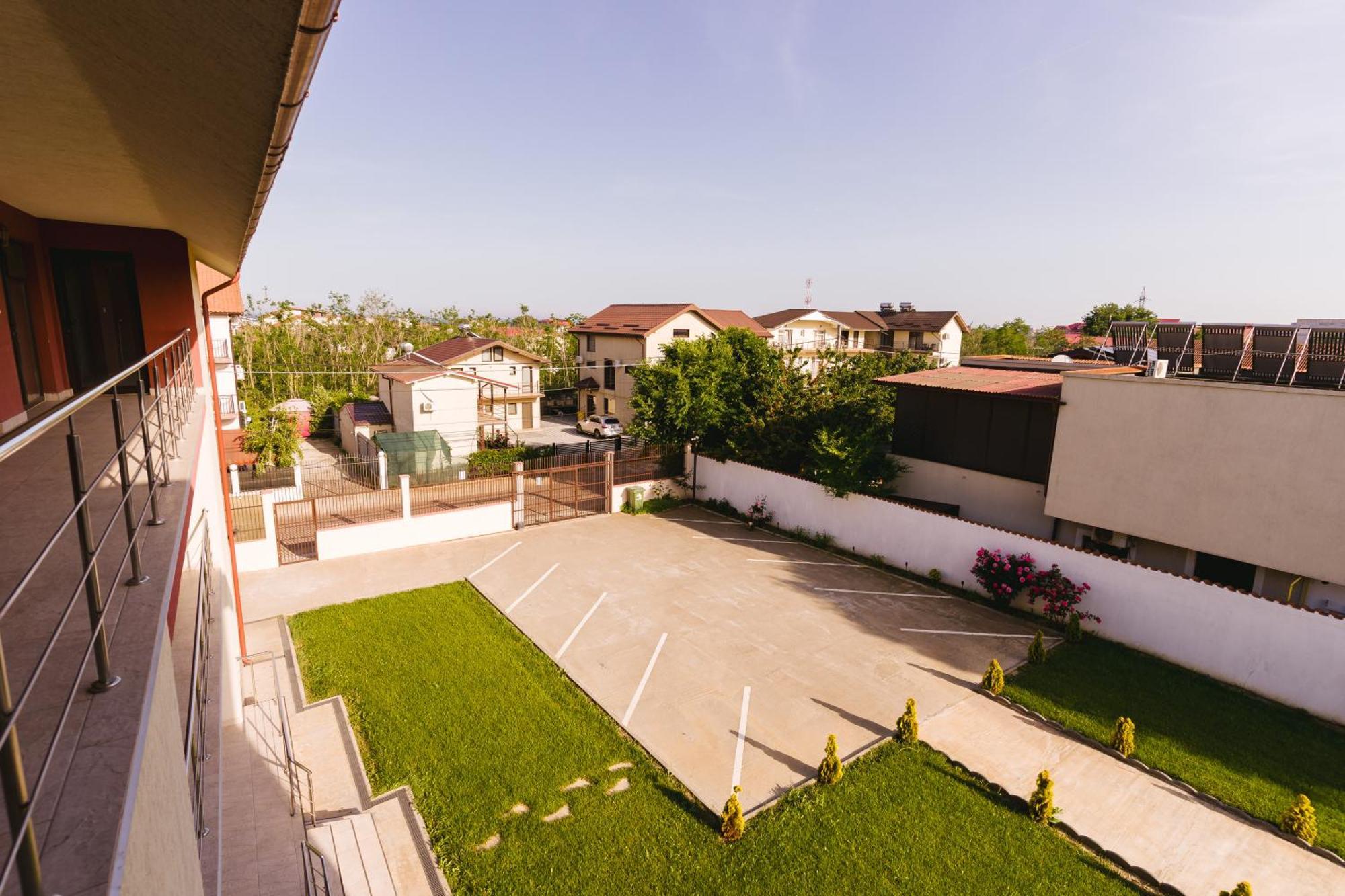 Casa Leahu Hotel Costinesti Exterior photo